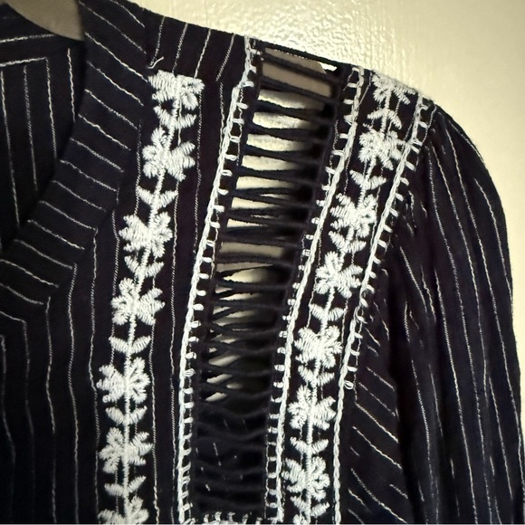 Free People All Roads Lead To You Embroidered Blouse Top Navy White Size XS Boho - Picture 4 of 15